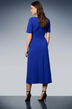 Robe Mi-longue à Encolure Carrée avec Détails de Coutures