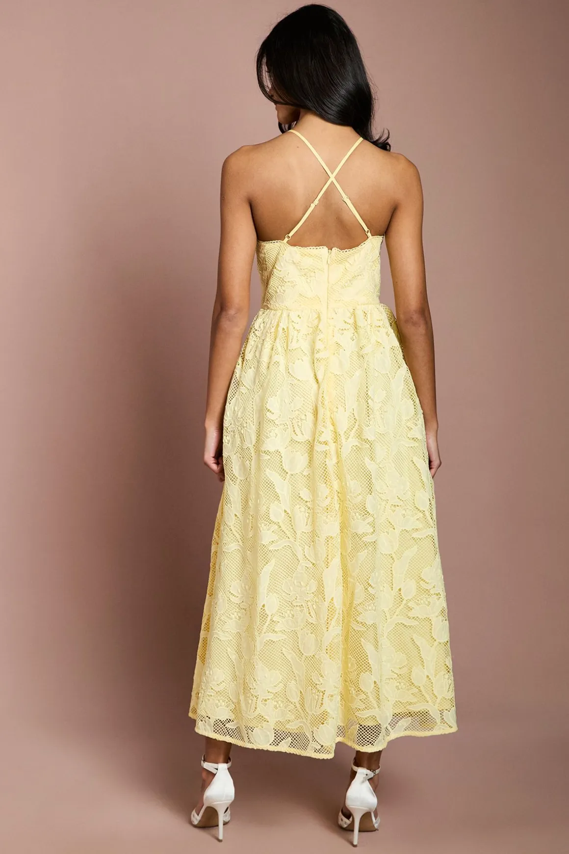 Robe Mi-longue En Dentelle À Col Halter Petite Taille