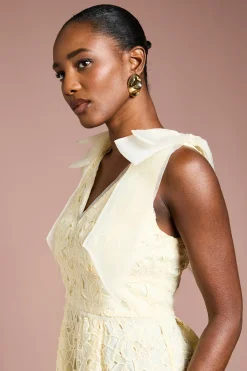 Robe Mi-longue en Dentelle d'Organza à Épaules Dénudées