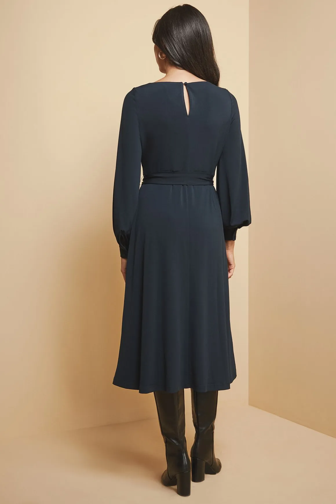 Robe Mi-Longue en Jersey à Ceinture