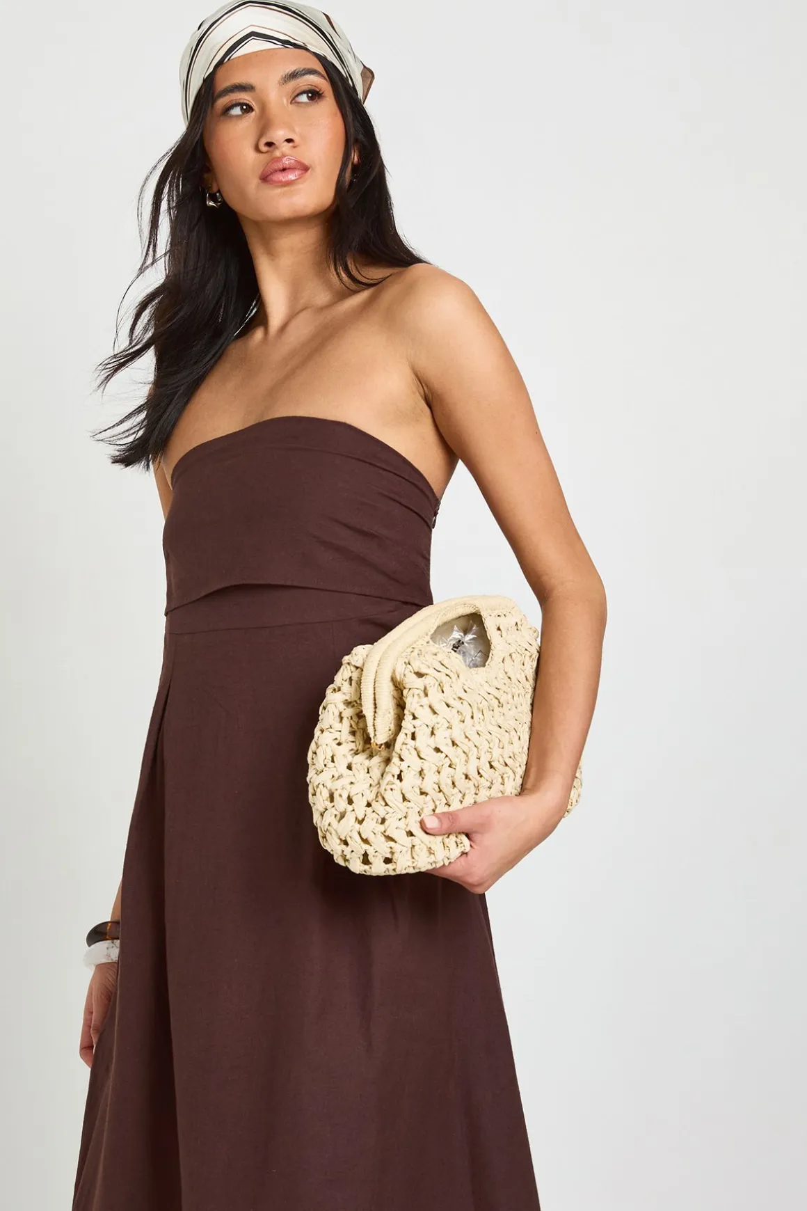 Robe Mi-longue En Lin À Dos Froncé Et Décolleté Bandeau