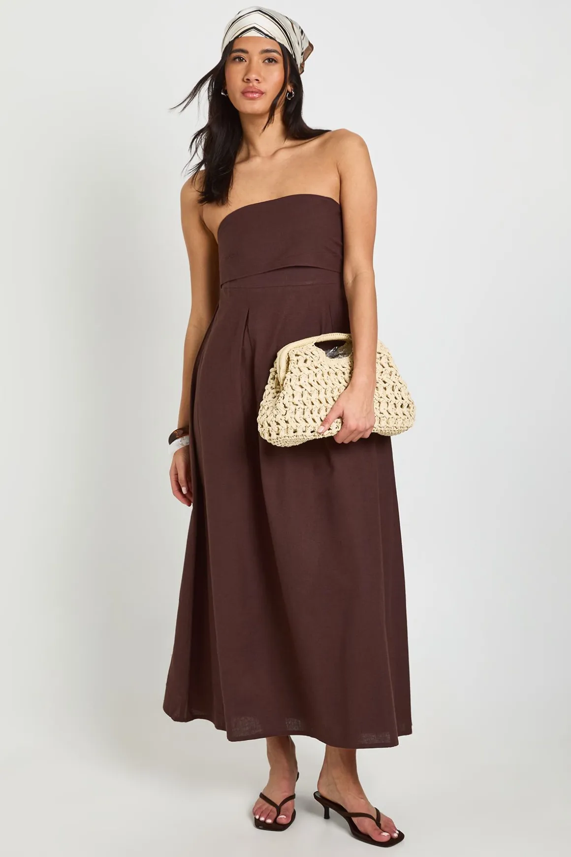 Robe Mi-longue En Lin À Dos Froncé Et Décolleté Bandeau