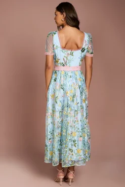 Robe Mi-longue en Maille Brodée avec Détails de Dentelle