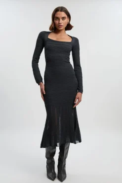 Robe Mi-Longue en Maille à Détails Point Ajouré et Panneaux Transparents