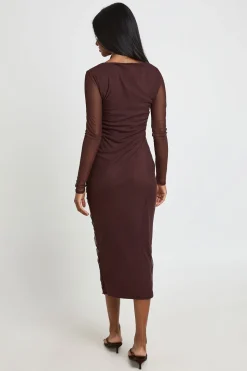 Robe Mi-longue En Maille Froncée À Encolure Carrée