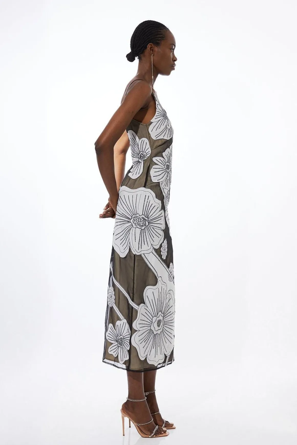 Robe mi-longue en organdie tissée avec appliqué