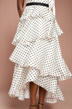 Robe Mi-Longue en Organza à Pois à Volants Étagés
