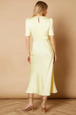 Robe Mi-Longue en Satin