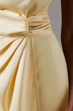Coast Robe Mi-Longue en Satin avec Taille Torsadée<Femme Robes Mi-Longues|Satin Et Dentelle