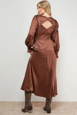 Robe Mi-Longue en Satin Jacquard