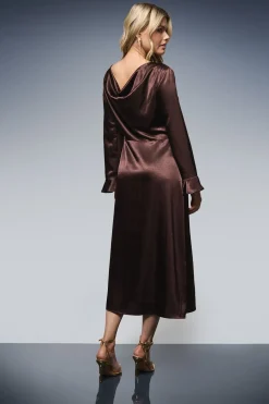 Robe Mi-Longue en Satin Métallisé DP Luxe