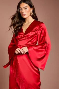 Robe Mi-Longue en Satin à Taille Portefeuille et Ourlet à Franges
