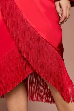 Robe Mi-Longue en Satin à Taille Portefeuille et Ourlet à Franges