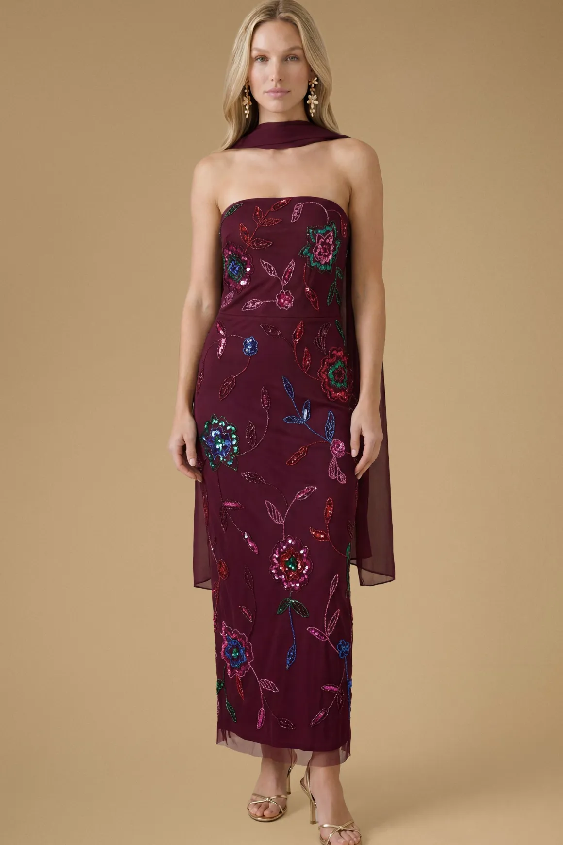 Robe Mi-longue En Tulle Ornée De Motifs Floraux