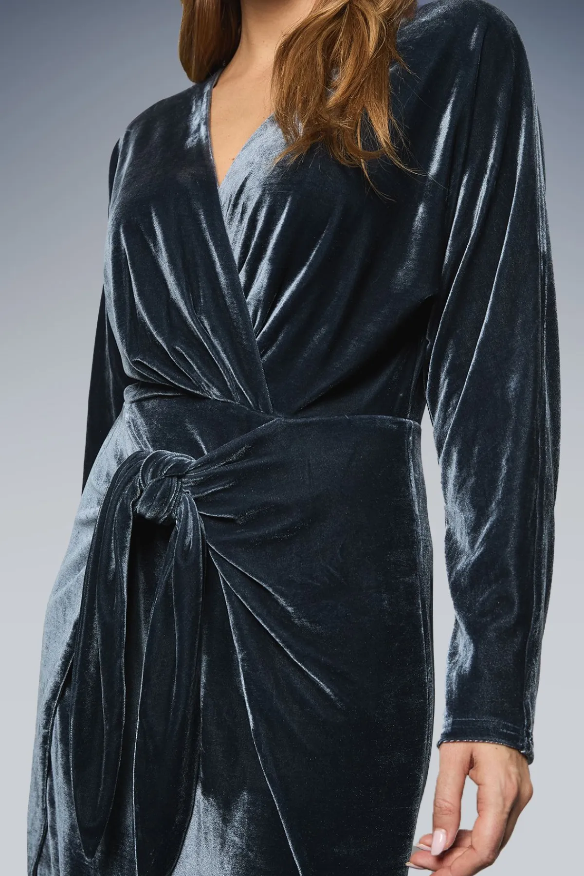 Wallis Robe Mi-longue en Velours avec Détail Nœud<Femme Robes Mi-Longues|Robes À Manches Longues