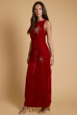 Robe Mi-longue En Velours Céleste Ornée De Broderies