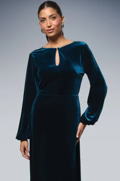 Robe Mi-Longue en Velours à Dos Drapé