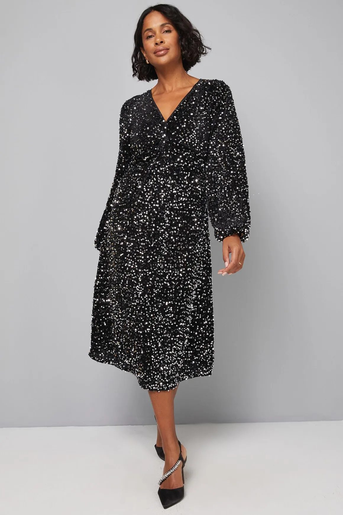 Robe Mi-Longue en Velours à Sequins avec Détail Torsadé