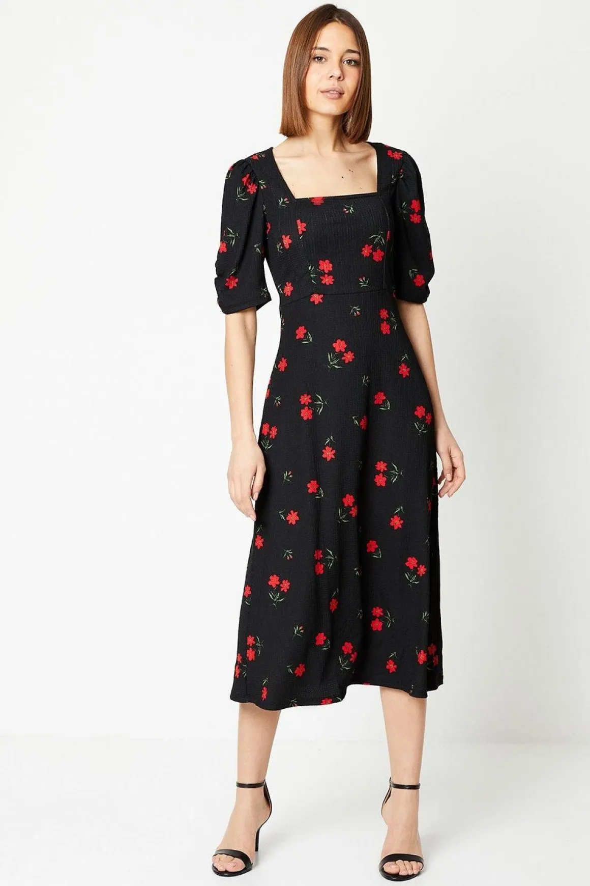 Robe Mi-Longue Fleurie à Coutures
