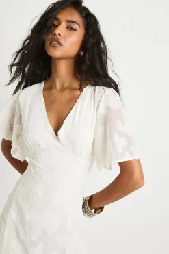boohoo Robe mi-longue fleurie à manches courtes<Femme Robes Noires Nouées|Robes