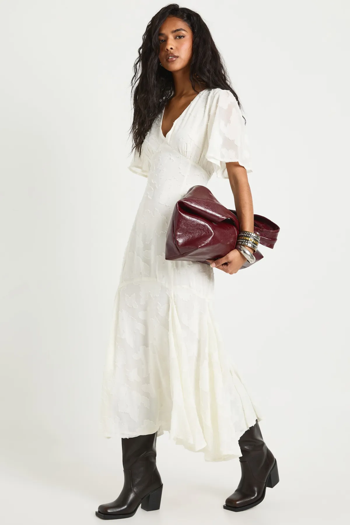 boohoo Robe mi-longue fleurie à manches courtes<Femme Robes Noires Nouées|Robes