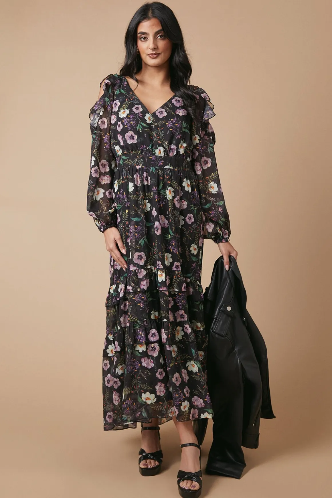 Robe Mi-Longue Imprimée Florale Métallisée à Épaules Dénudées pour Occasion Spéciale
