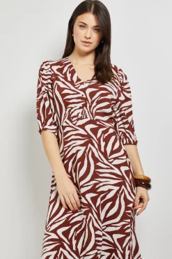 Robe Mi-longue À Imprimé Zèbre Avec Fronces Sous Poitrine Et Manches Bouffantes