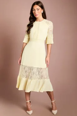 Robe Mi-longue à Inserts en Dentelle