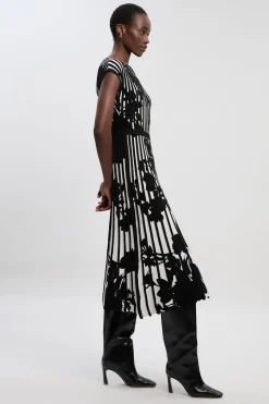 Robe Mi-Longue à Jupe Ample en Maille Jacquard Floral