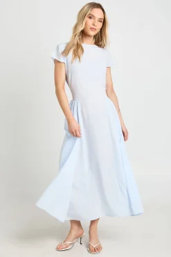 boohoo Robe Mi-longue À Jupe Volumineuse Texturée Petite<Femme Robes De Soirée|Robes