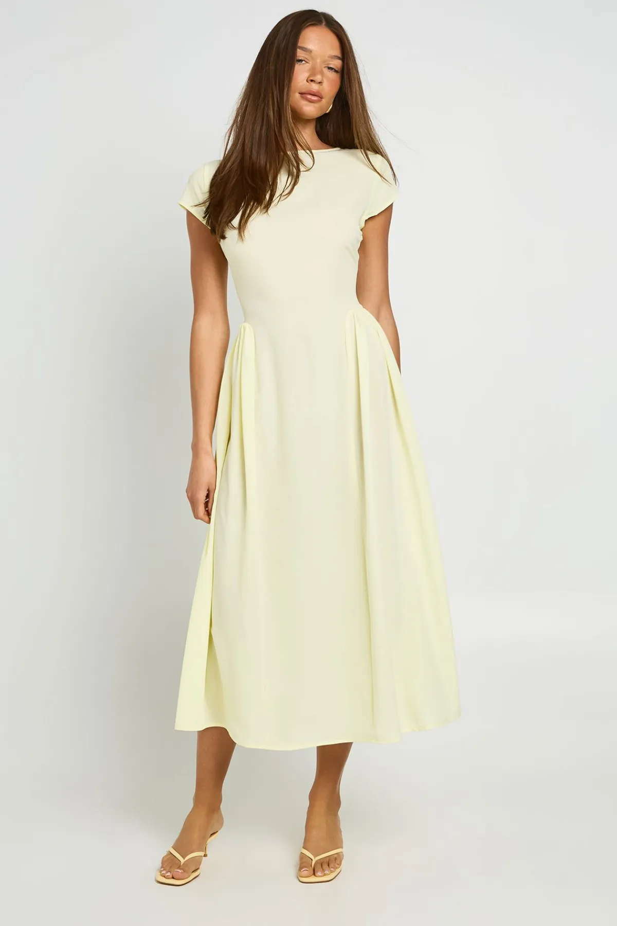 boohoo Robe Mi-longue À Jupe Volumineuse Texturée<Femme Robes Patineuses|Robes