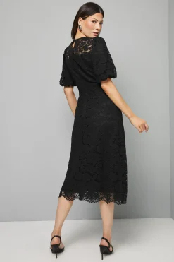 Robe Mi-Longue à Manches Bouffantes en Dentelle