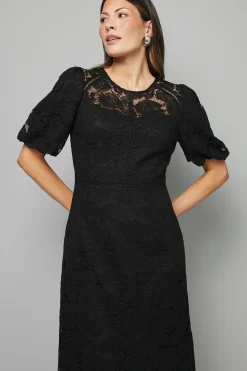 Robe Mi-Longue à Manches Bouffantes en Dentelle