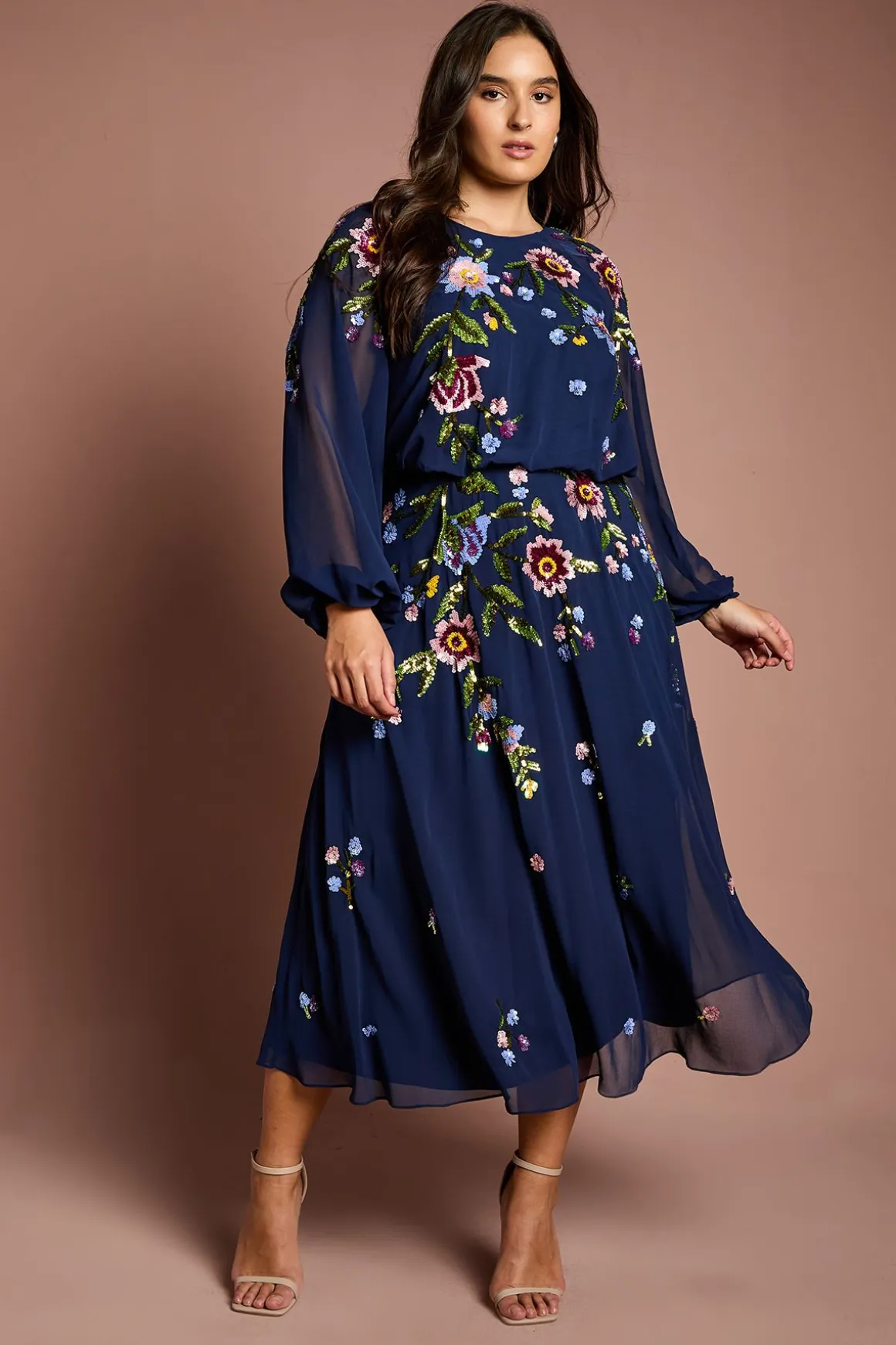 Robe Mi-Longue à Manches Longues avec Ornements Floraux à Paillettes Grande Taille