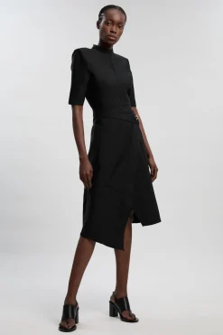 Robe Mi-Longue Moulante Bandage Asymétrique en Maille