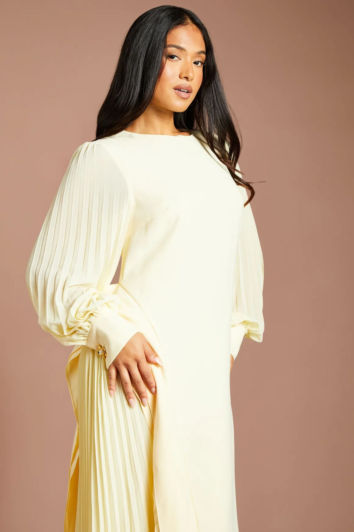 Robe Mi-longue Plissée En Crêpe À Manches Longues Petite