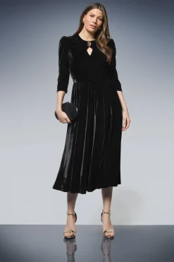 Wallis Robe Mi-Longue Plissée en Velours avec Ornements<Femme Robes De Soirée|Toutes Les Robes
