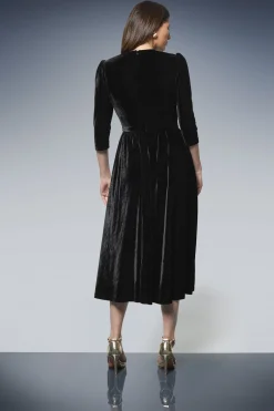 Wallis Robe Mi-Longue Plissée en Velours avec Ornements<Femme Robes De Soirée|Toutes Les Robes