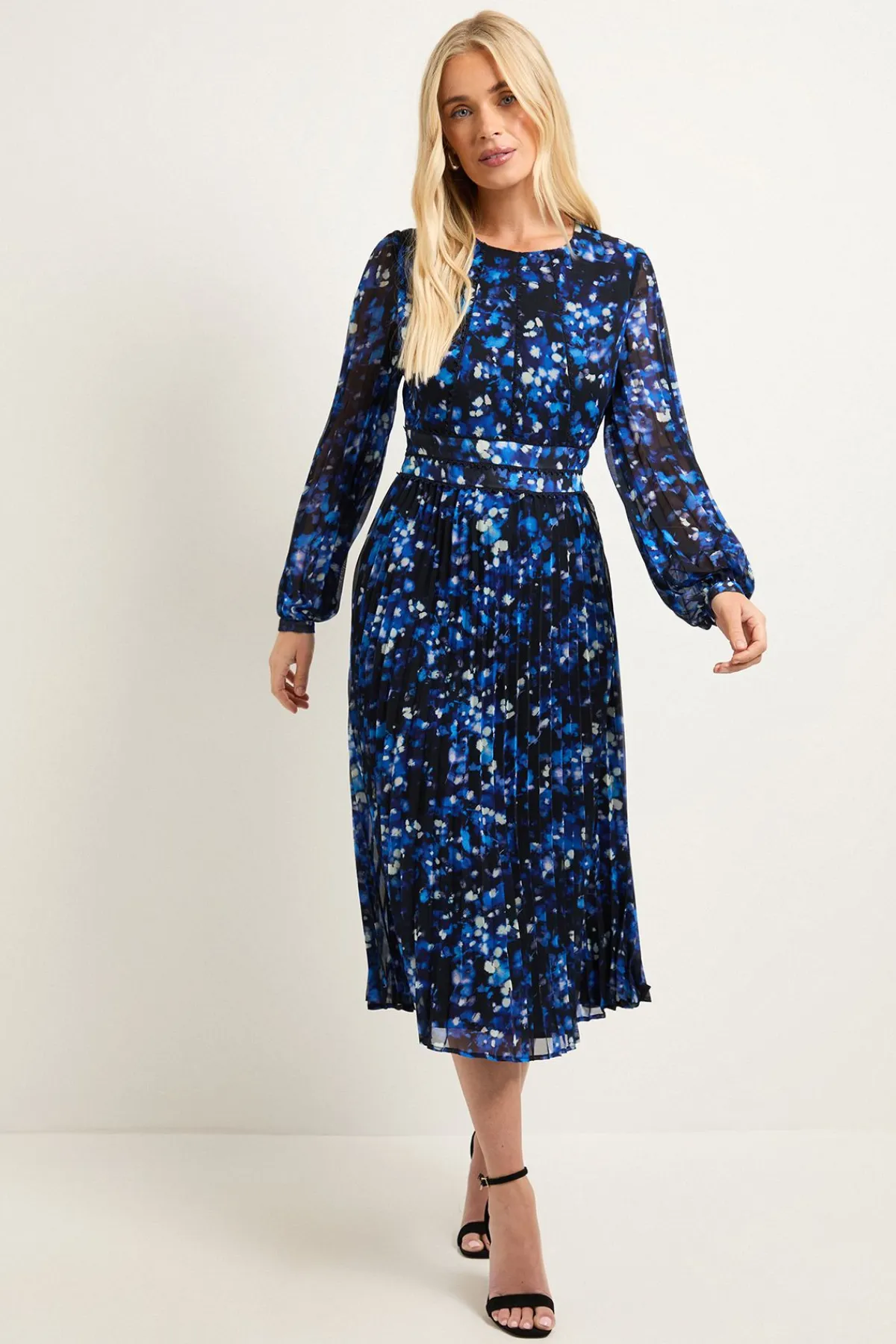 Wallis Robe Mi-Longue Plissée à Motifs Floraux Petite Taille<Femme Toutes Les Robes|Robes À Manches Longues