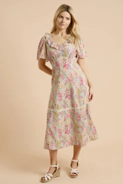Dorothy Perkins Robe Mi-longue Rose À Motif Floral Avec Manches Papillon Encolure À Volants Et Bordure En Dentelle<Femme Robes|Satin Et Dentelle