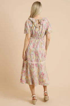 Dorothy Perkins Robe Mi-longue Rose À Motif Floral Avec Manches Papillon Encolure À Volants Et Bordure En Dentelle<Femme Robes|Satin Et Dentelle