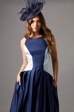 Coast Robe Mi-Longue Sans Manches en Satin avec Détail Contrastant<Femme Robes Mi-Longues|Satin Et Dentelle