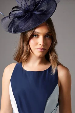 Coast Robe Mi-Longue Sans Manches en Satin avec Détail Contrastant<Femme Robes Mi-Longues|Satin Et Dentelle