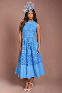 Robe Mi-Longue Sans Manches en Dentelle