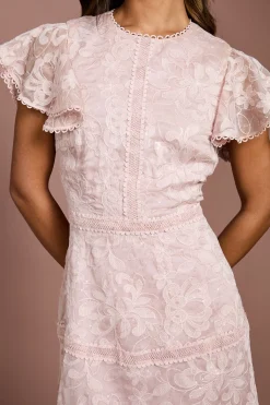 Coast Robe Mi-Longue Étagée en Dentelle Pailletée<Femme Robes Mi-Longues|Satin Et Dentelle