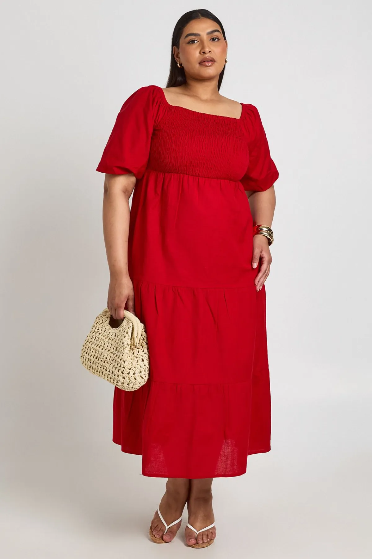boohoo Robe Mi-longue Étagée Grande Taille À Manches Bouffantes Effet Lin<Femme Toutes Les Robes|Robes
