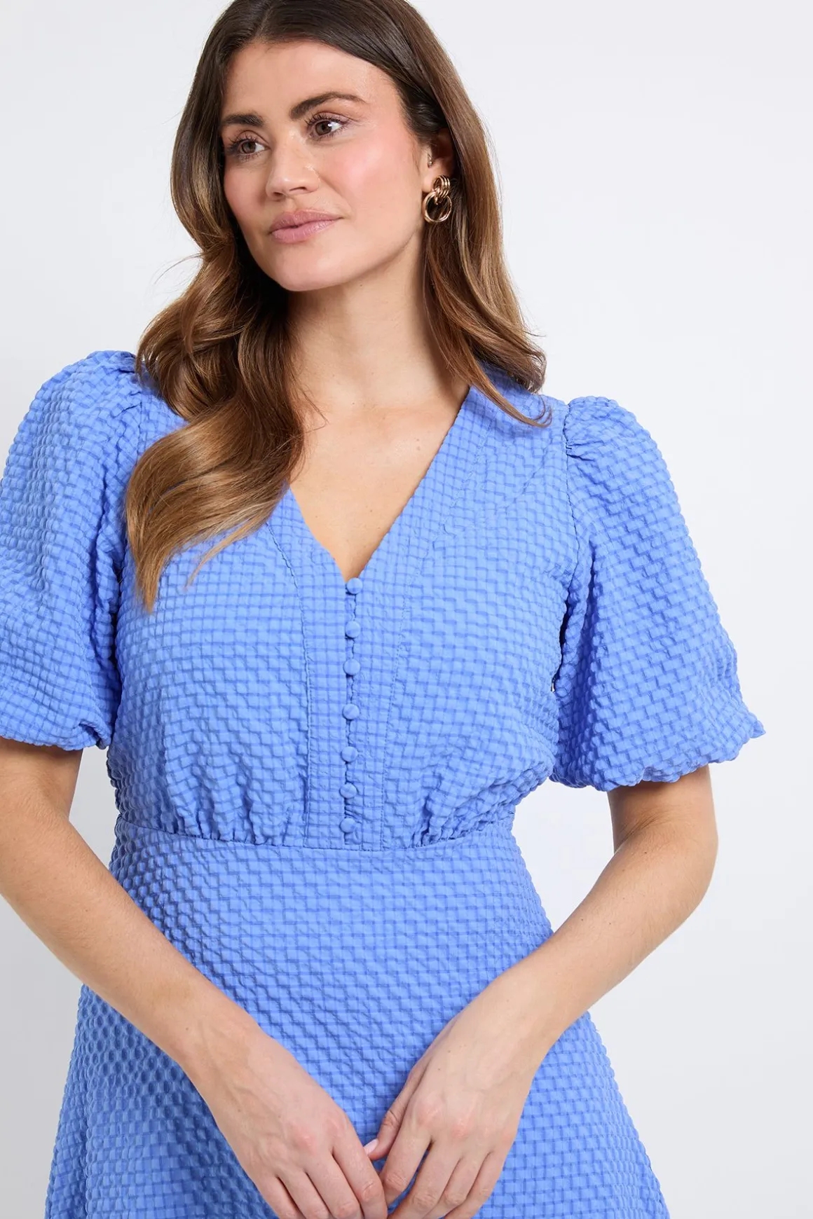 Robe Mi-longue Texturée À Manches Bouffantes