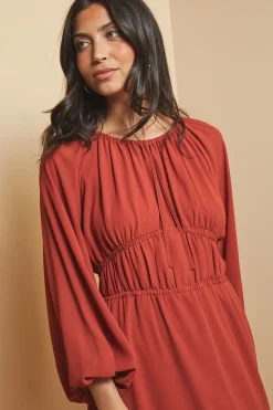 Robe Mi-Longue Tissée avec Détail Nœud Devant à la Taille