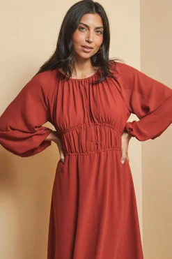 Robe Mi-Longue Tissée avec Détail Nœud Devant à la Taille