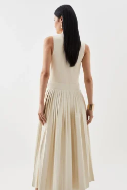 Robe Mi-Longue Tricotée Avec Détails En synthétique